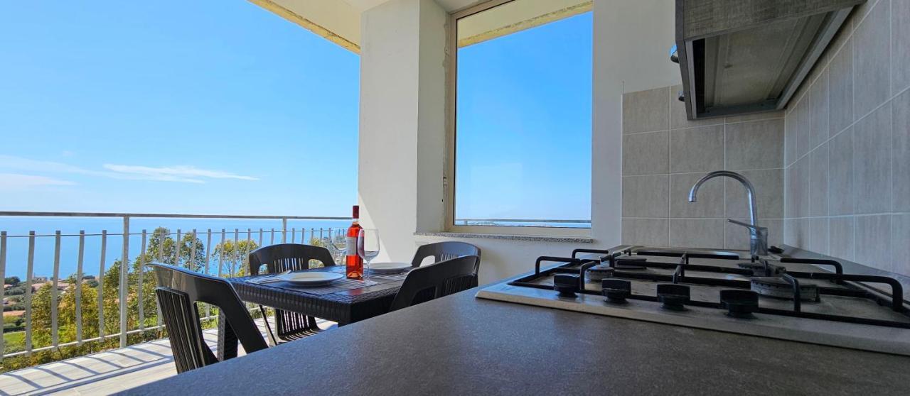 Naturamare Apartments - Piscina Idromassaggio Con Vista Mare Aperta Fino Alle Ore 22-00 Capo Vaticano Extérieur photo